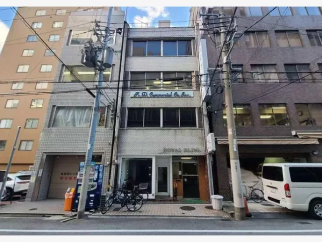 ロイヤルビルの外観写真