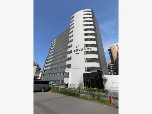 アドバンス新大阪ラシュレの外観写真
